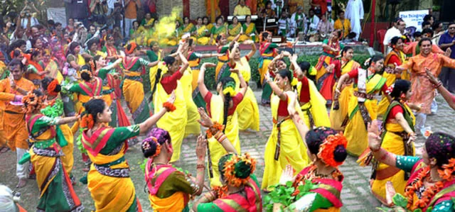 Shantiketan Holi