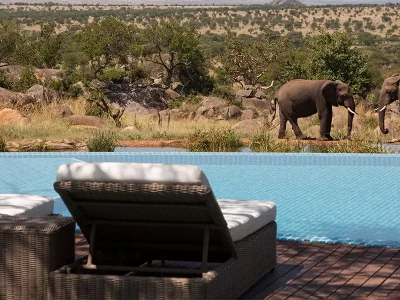 Top hotels of Serengeti national park