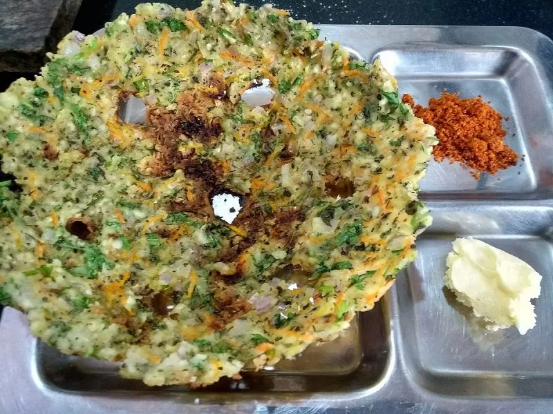 Tasty akki roti of Karnataka