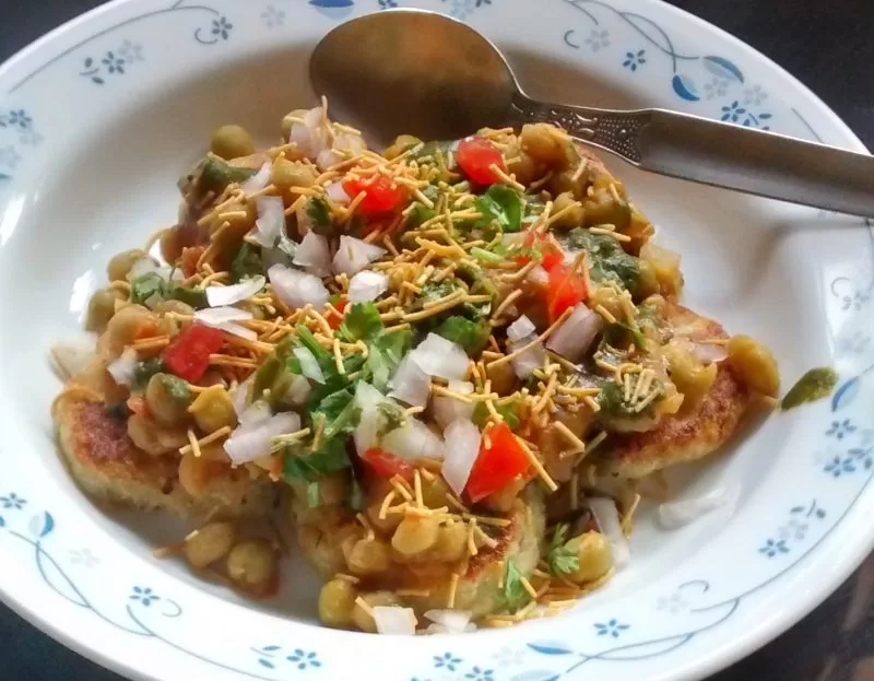 Aloo tikki chaat of Uttar Pradesh