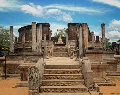 Polonnaruwa tour