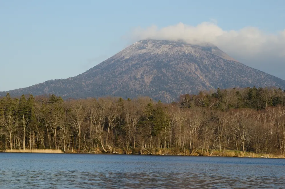 Lake Akan — frozen lake & forest.