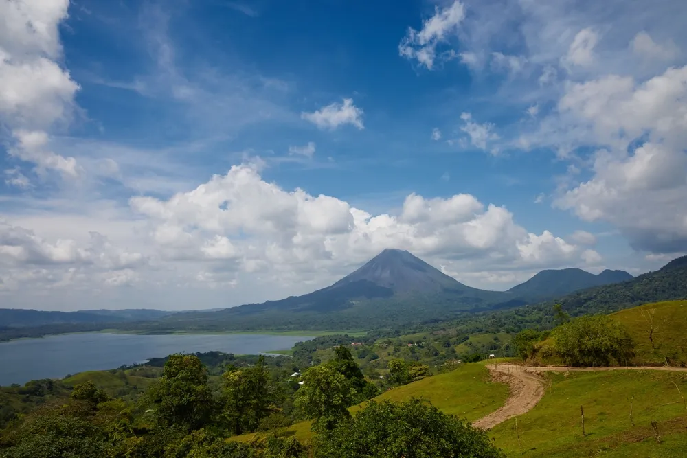 Arenal — volcano & rainforest.