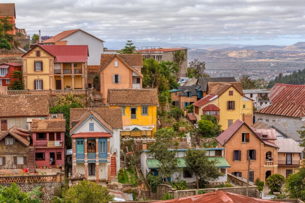 Antananarivo — capital.