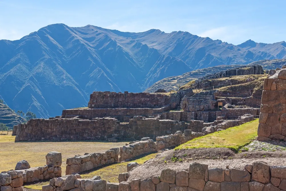 Cusco — andean hub.