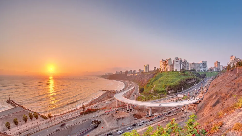 The Pacific coast at Lima.