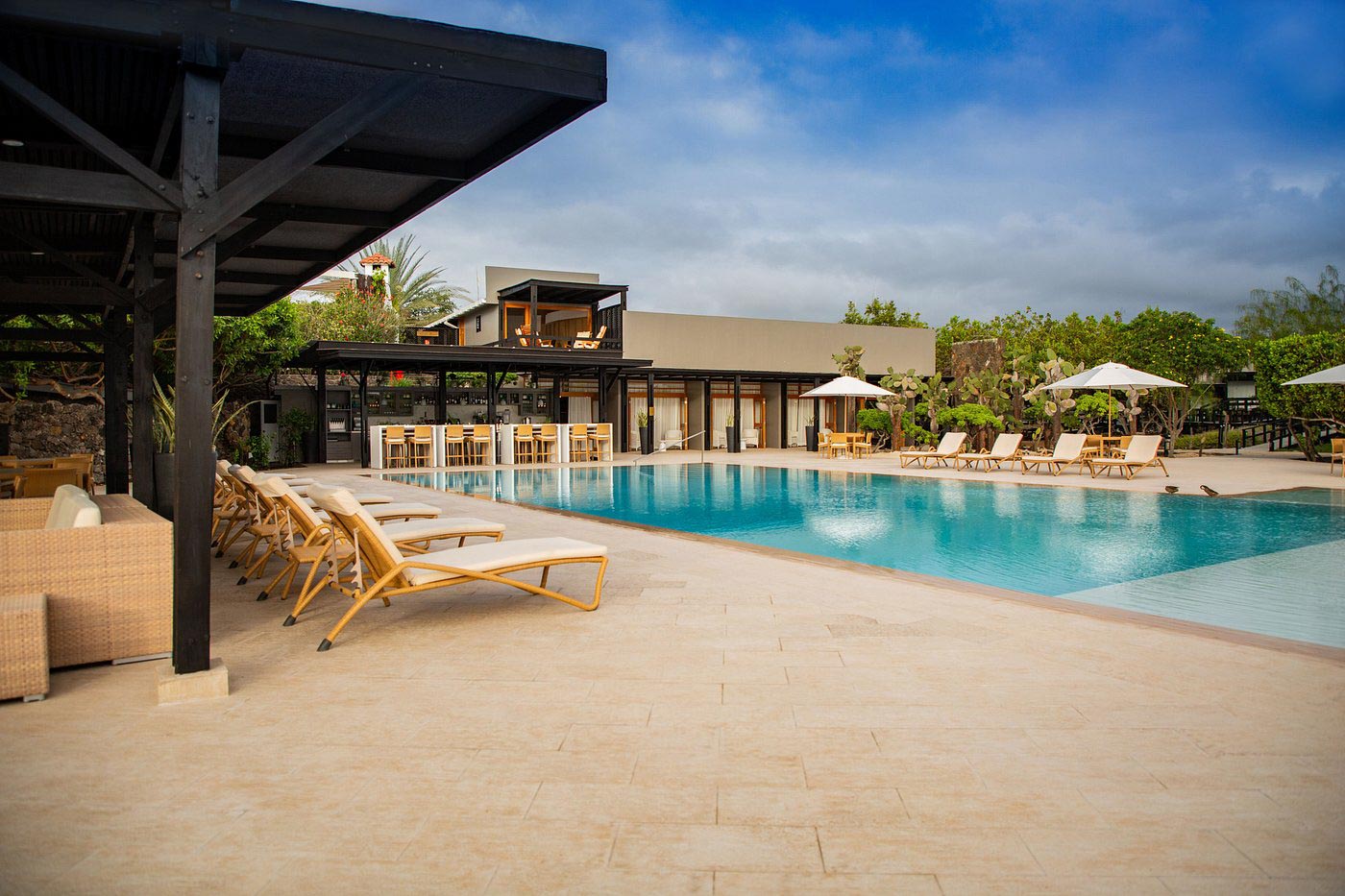 Finch Bay Hotel